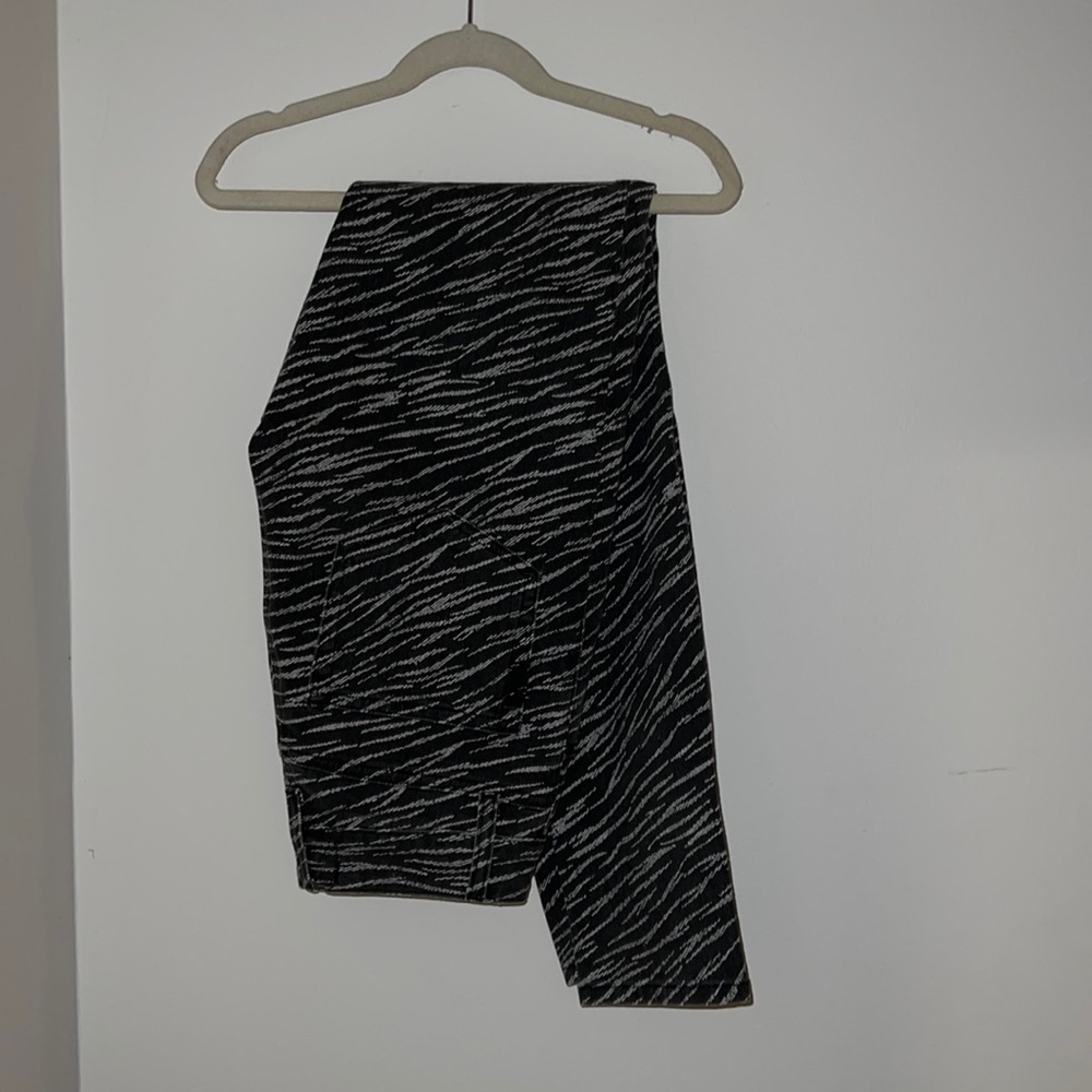 PAIGE jeans!! Hoxton Ultra Skinny : Size 24